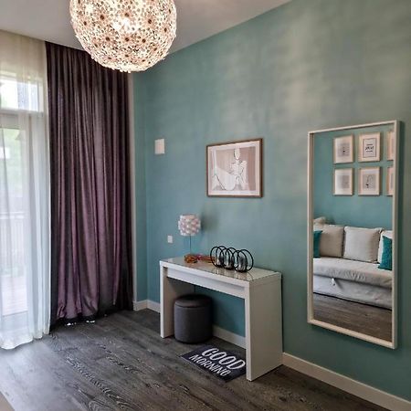Апартаменты Apartamenti Romantika Юрмала Экстерьер фото